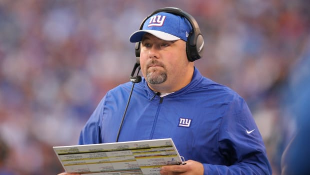 Sep 30, 2018; East Rutherford, NJ, USA; New York Giants defensive coordinator James Bettcher coaches against the New Orleans Saints during the third quarter at MetLife Stadium.